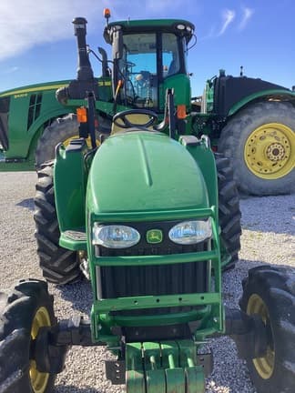 Image of John Deere 4120 equipment image 4