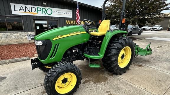 Image of John Deere 40C equipment image 1