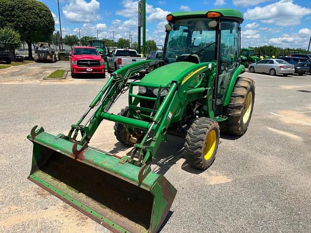 Image of John Deere 4320 equipment image 1