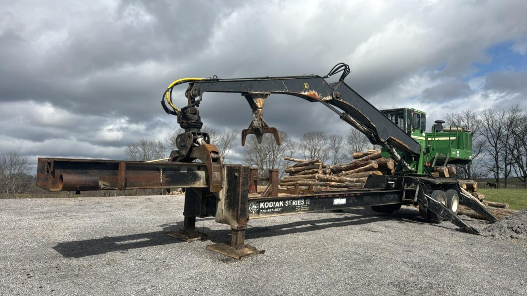 2007 John Deere 437C Equipment Image0