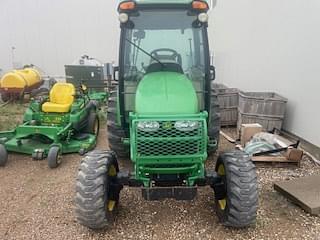 Image of John Deere 4520 equipment image 1