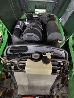 Image of John Deere 4520 equipment image 4