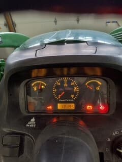 Image of John Deere 4520 equipment image 1