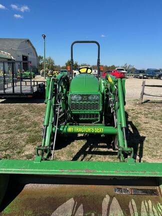 Image of John Deere 4520 equipment image 3