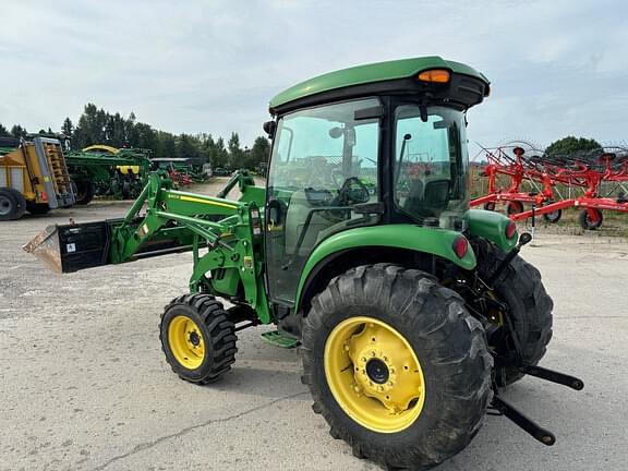 Image of John Deere 4520 equipment image 1