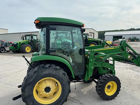 Image of John Deere 4520 equipment image 3