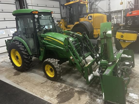 Image of John Deere 4520 Primary image