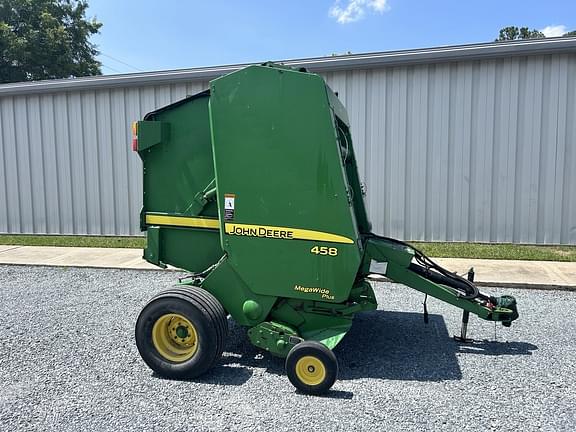 Image of John Deere 458 MegaWide Plus equipment image 1