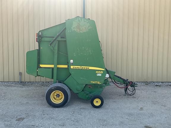 Image of John Deere 468  equipment image 3