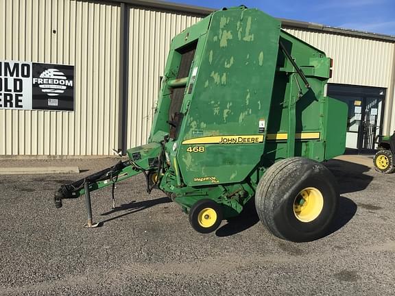 Image of John Deere 468 MegaWide Plus equipment image 1