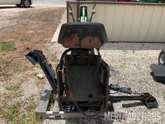 Image of John Deere 47 equipment image 3
