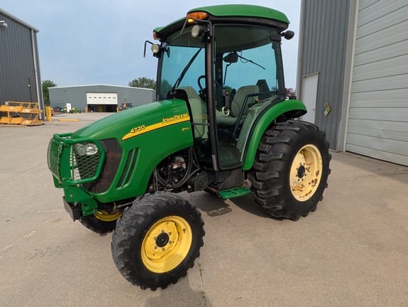Main image John Deere 4720