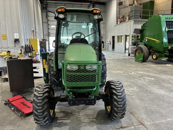Image of John Deere 4720 equipment image 2