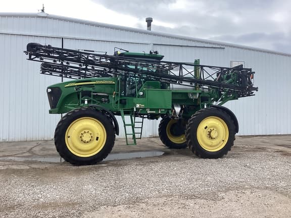 Image of John Deere 4720 equipment image 1