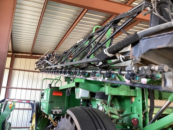 Image of John Deere 4720 equipment image 4