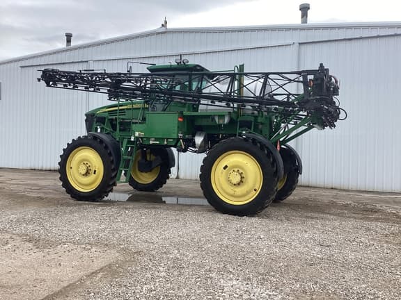 Image of John Deere 4720 equipment image 3