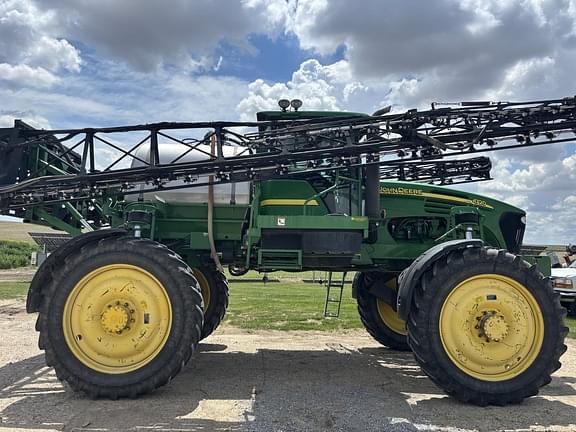 Image of John Deere 4720 equipment image 4