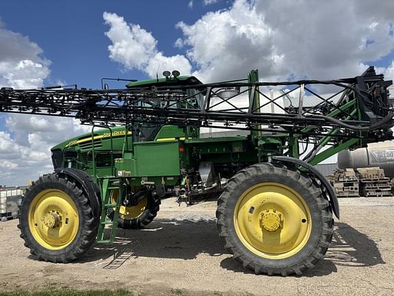 Image of John Deere 4720 equipment image 1