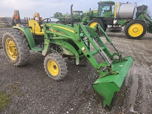 Image of John Deere 4720 Primary image