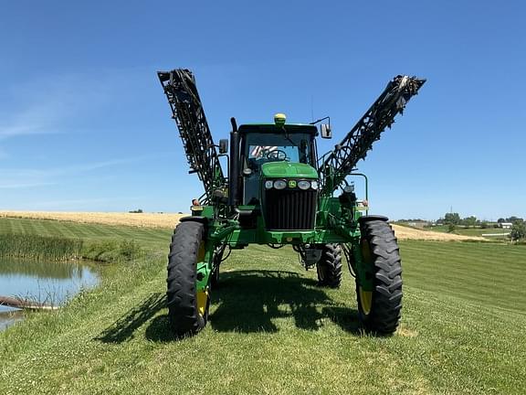 Image of John Deere 4720 equipment image 2