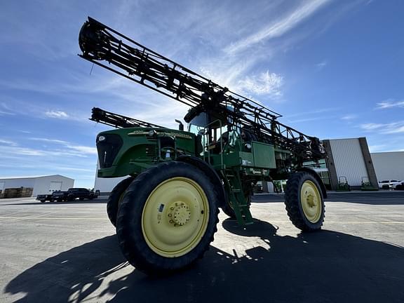 Image of John Deere 4720 equipment image 1