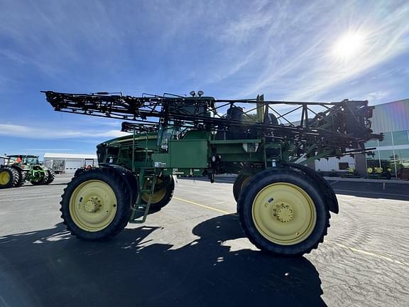 Image of John Deere 4720 equipment image 2