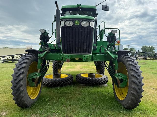 Image of John Deere 4720 equipment image 1