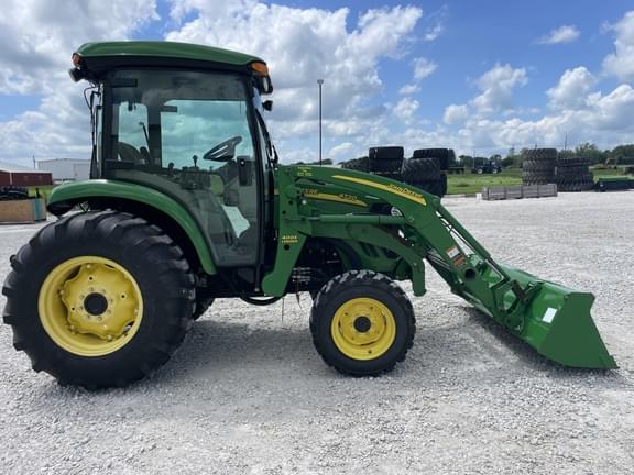 Image of John Deere 4720 equipment image 3