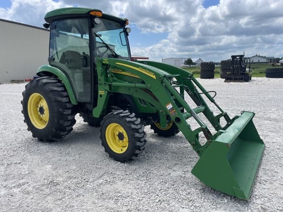 Image of John Deere 4720 equipment image 2