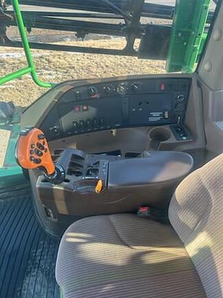 Image of John Deere 4720 equipment image 3