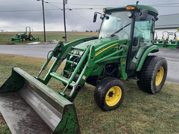 Image of John Deere 4720 equipment image 1