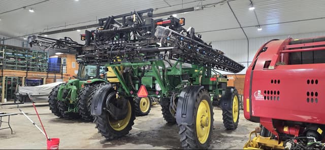 Image of John Deere 4730 equipment image 4