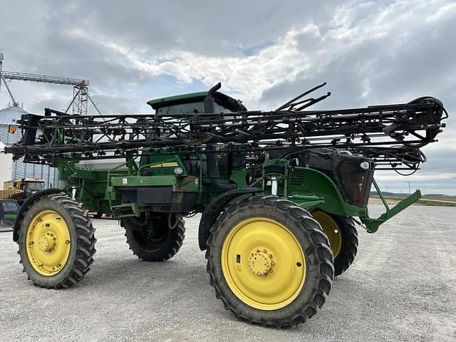Image of John Deere 4730 equipment image 1