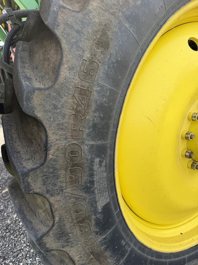 Image of John Deere 4830 equipment image 4