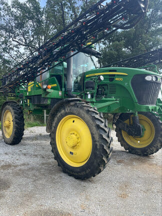 2007 John Deere 4830 Equipment Image0