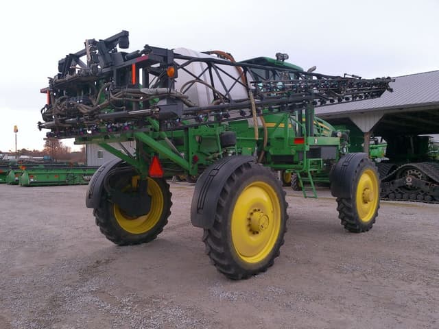 Image of John Deere 4830 equipment image 4