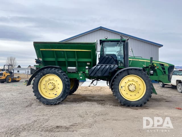 Image of John Deere 4930 equipment image 3