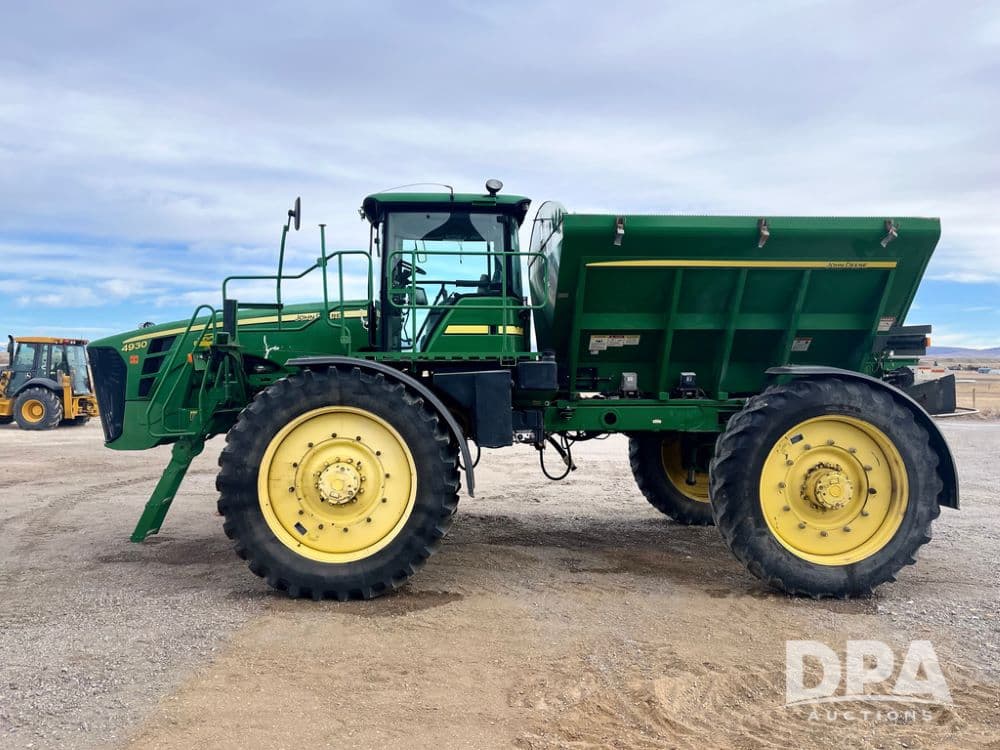 Image of John Deere 4930 Primary image