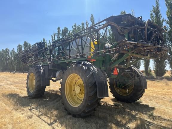Image of John Deere 4930 equipment image 2