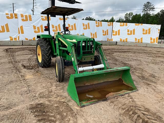 Image of John Deere 5203 equipment image 2