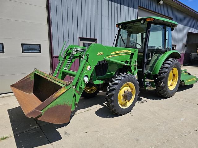 Image of John Deere 5225 equipment image 1