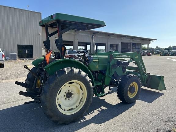 Image of John Deere 5225 equipment image 2