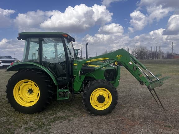 Image of John Deere 5225 equipment image 3