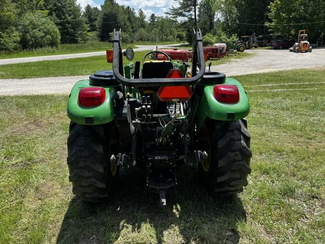 Image of John Deere 5225 equipment image 3