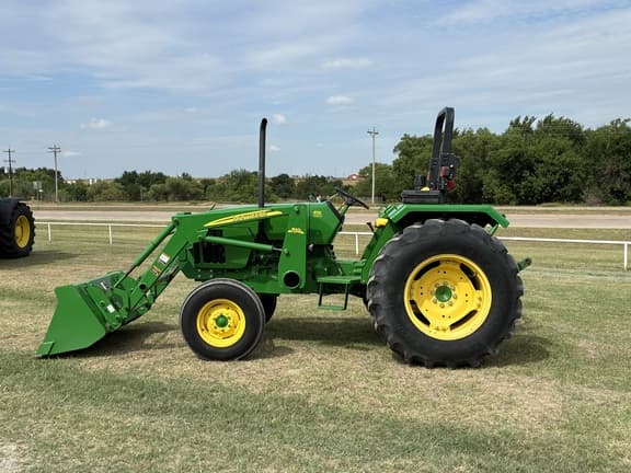 Image of John Deere 5303 equipment image 1