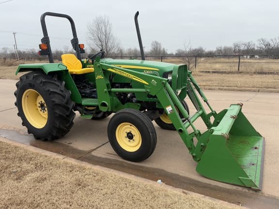 Image of John Deere 5303 equipment image 1