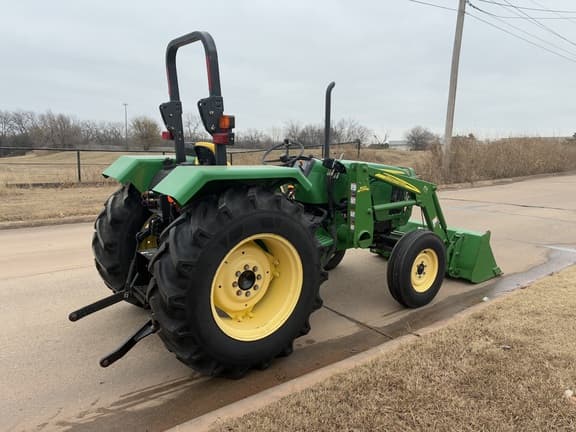 Image of John Deere 5303 equipment image 2