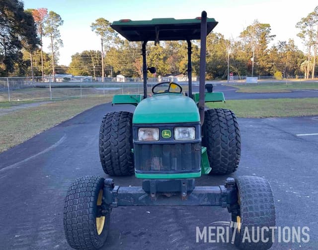 Image of John Deere 5303 equipment image 1