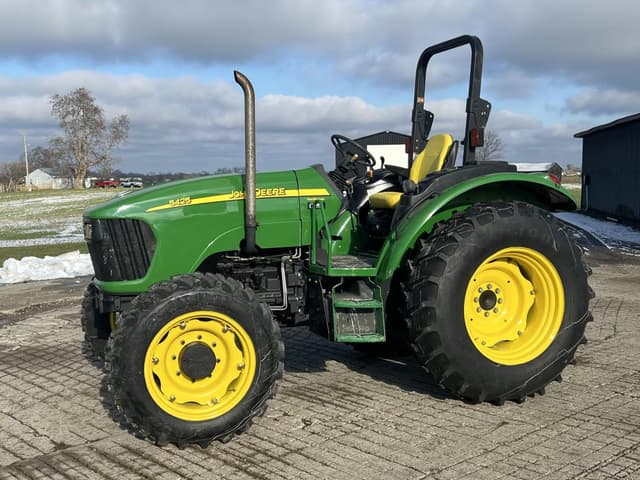 Image of John Deere 5425 equipment image 1