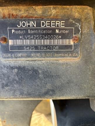 Image of John Deere 5425 equipment image 3